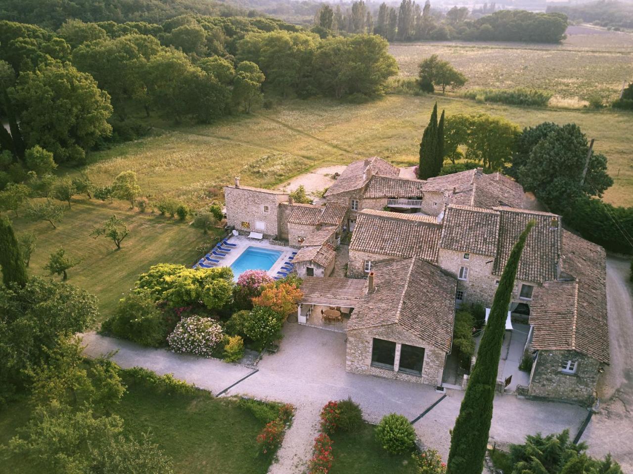 Gites De La Croix Du Gres (Adults Only) Valaurie Luaran gambar